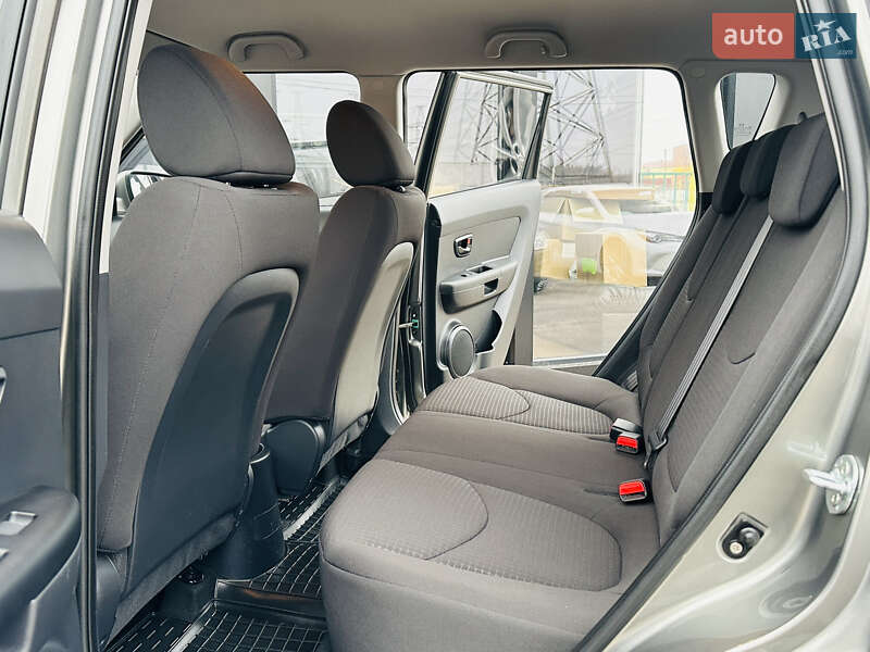 Позашляховик / Кросовер Kia Soul 2011 в Харкові