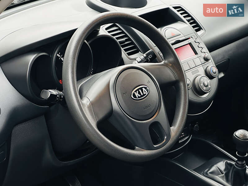 Позашляховик / Кросовер Kia Soul 2011 в Харкові