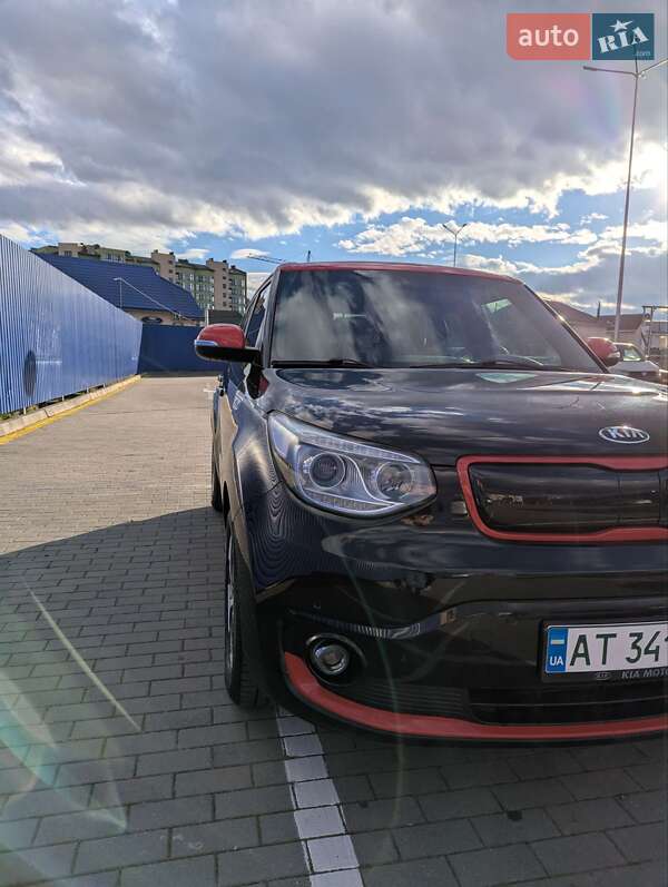 Внедорожник / Кроссовер Kia Soul 2016 в Калуше