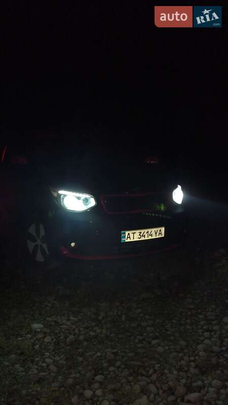 Внедорожник / Кроссовер Kia Soul 2016 в Калуше