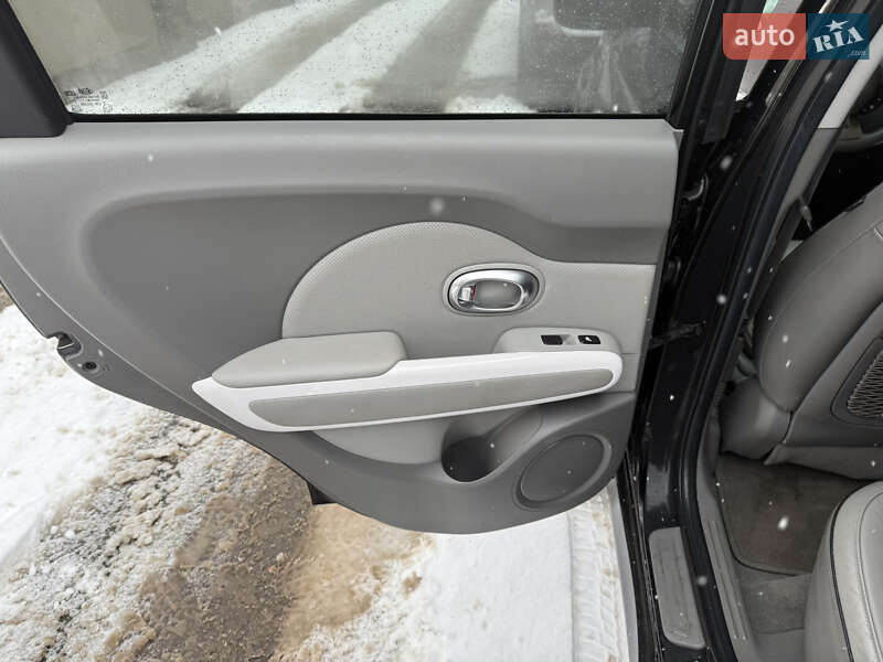 Внедорожник / Кроссовер Kia Soul 2015 в Львове фото 19 Внедорожник / Кроссовер Kia Soul 2015 в Львове