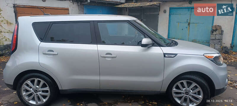 Внедорожник / Кроссовер Kia Soul 2016 в Павлограде