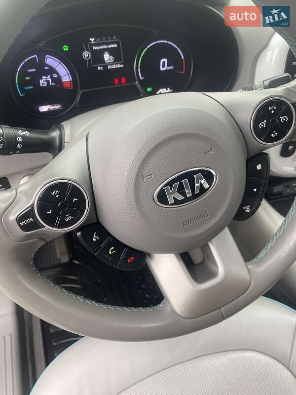 Внедорожник / Кроссовер Kia Soul 2017 в Житомире