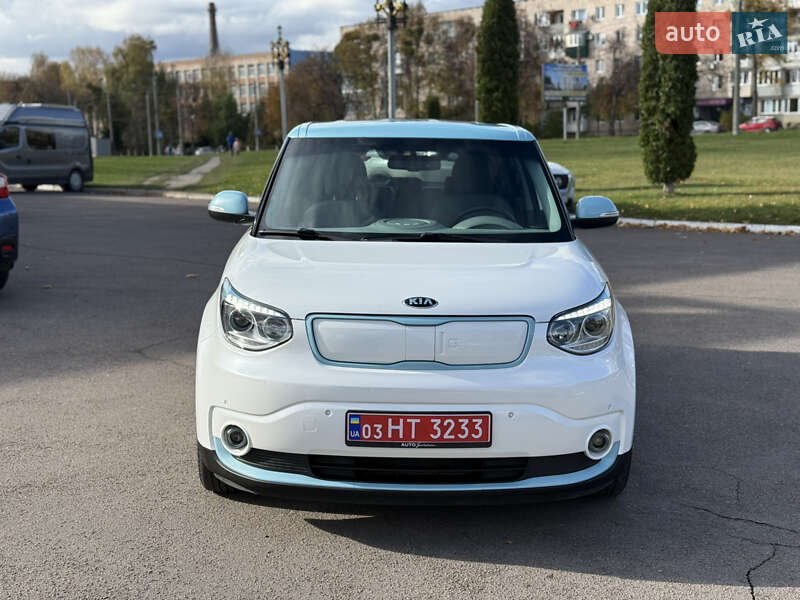 Внедорожник / Кроссовер Kia Soul 2016 в Ровно фото 2 Внедорожник / Кроссовер Kia Soul 2016 в Ровно