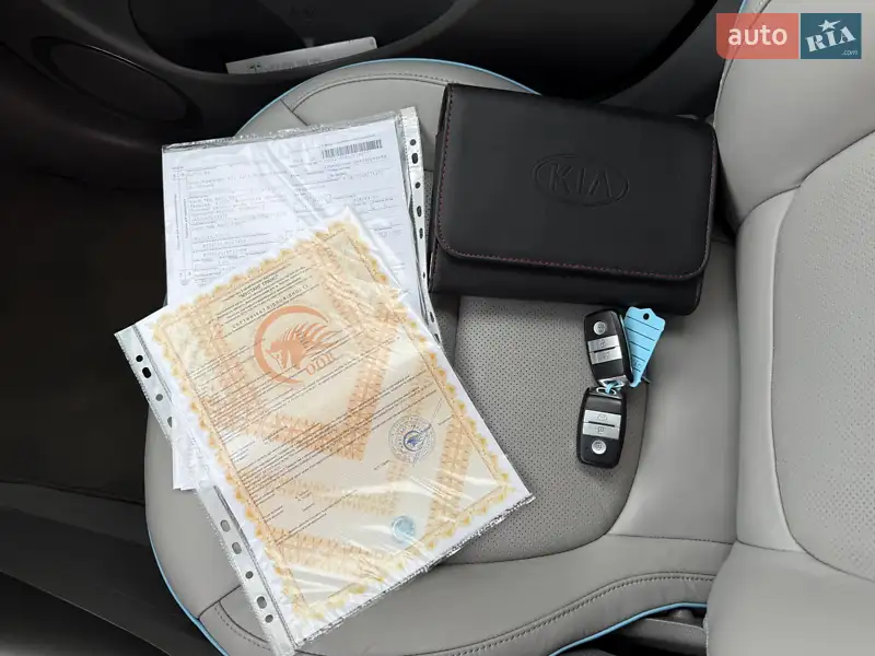 Внедорожник / Кроссовер Kia Soul 2016 в Ровно документ 2 фото Внедорожник / Кроссовер Kia Soul 2016 в Ровно документ