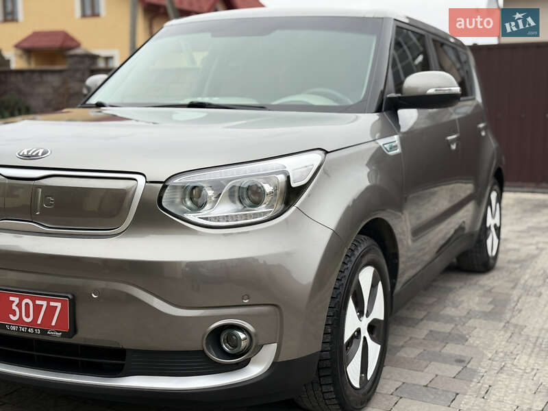 Внедорожник / Кроссовер Kia Soul 2015 в Ивано-Франковске