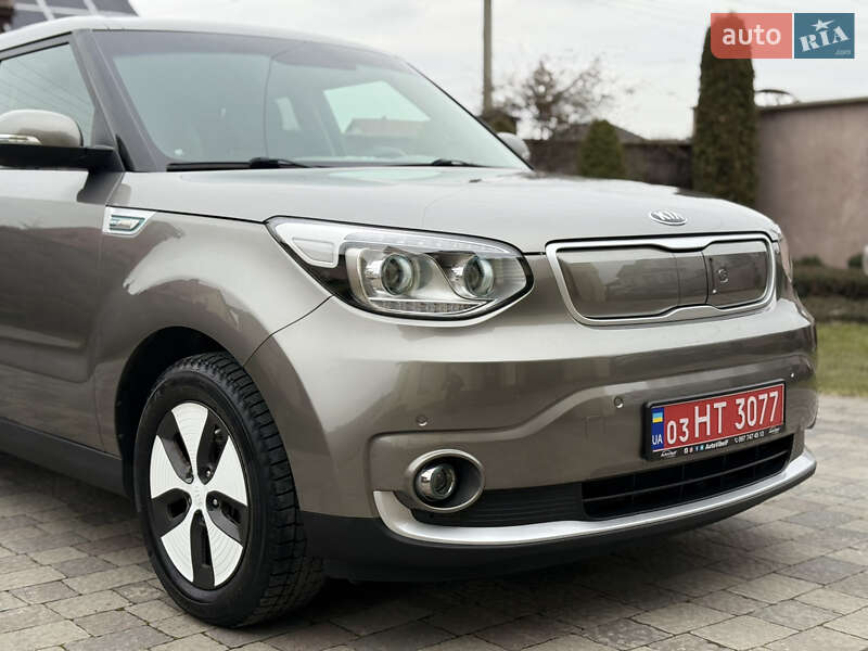 Внедорожник / Кроссовер Kia Soul 2015 в Ивано-Франковске