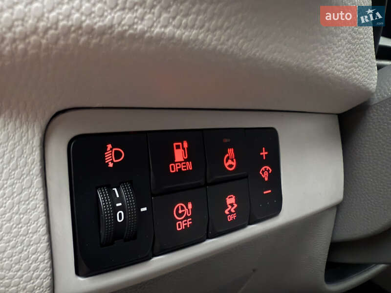 Позашляховик / Кросовер Kia Soul 2017 в Житомирі фото 23 Позашляховик / Кросовер Kia Soul 2017 в Житомирі