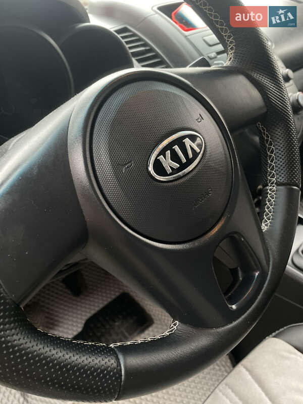 Позашляховик / Кросовер Kia Soul 2012 в Любарі фото 6 Позашляховик / Кросовер Kia Soul 2012 в Любарі