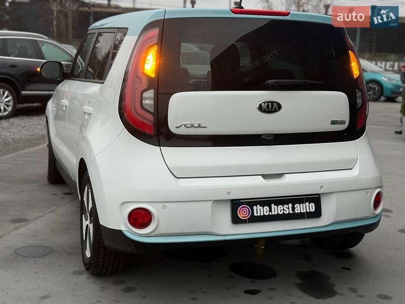 Внедорожник / Кроссовер Kia Soul 2015 в Ровно