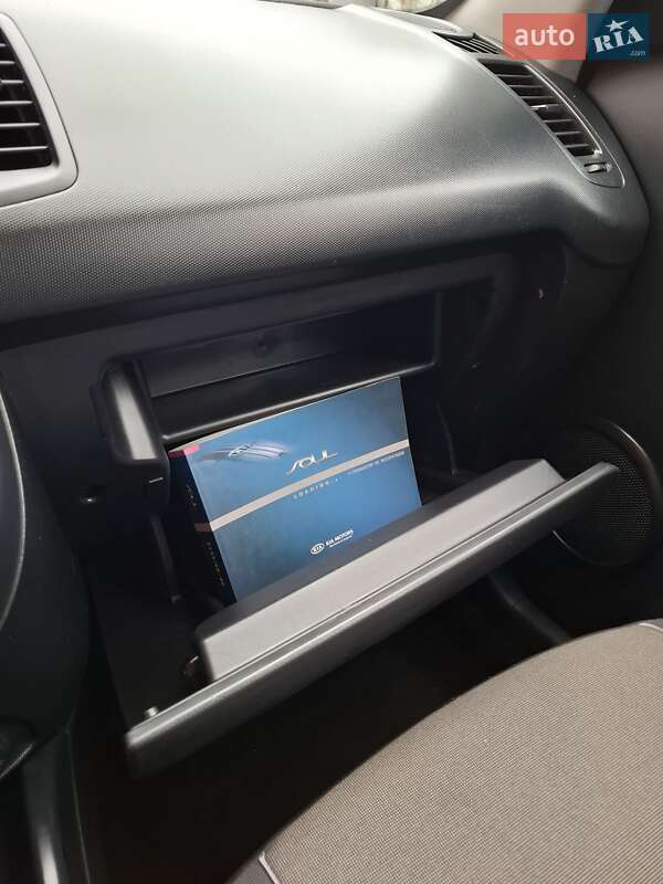 Внедорожник / Кроссовер Kia Soul 2011 в Черновцах