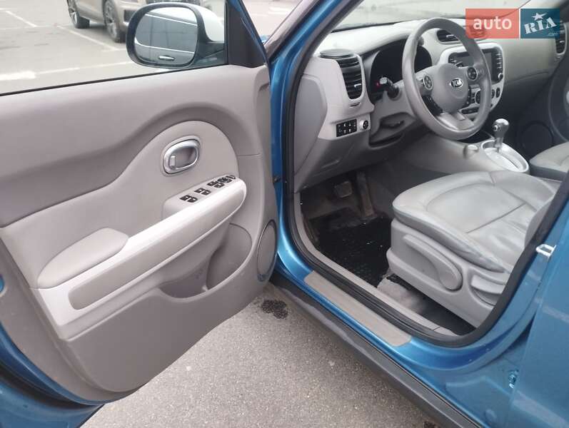 Внедорожник / Кроссовер Kia Soul 2016 в Киеве фото 9 Внедорожник / Кроссовер Kia Soul 2016 в Киеве