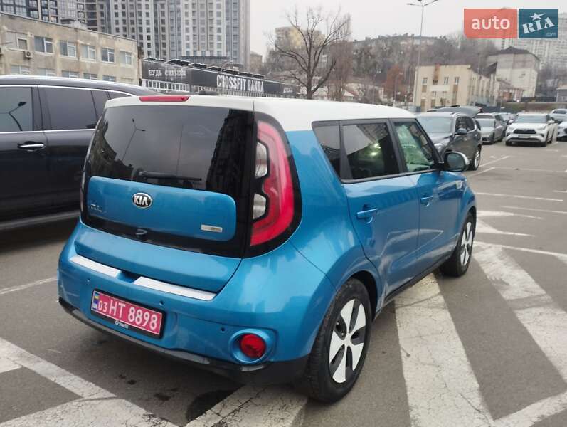 Внедорожник / Кроссовер Kia Soul 2016 в Киеве фото 7 Внедорожник / Кроссовер Kia Soul 2016 в Киеве