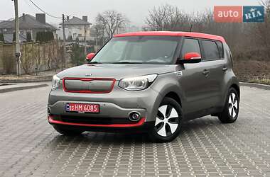 Позашляховик / Кросовер Kia Soul 2016 в Рівному