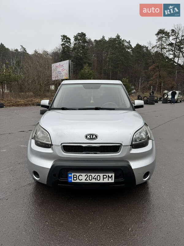 Позашляховик / Кросовер Kia Soul 2011 в Львові