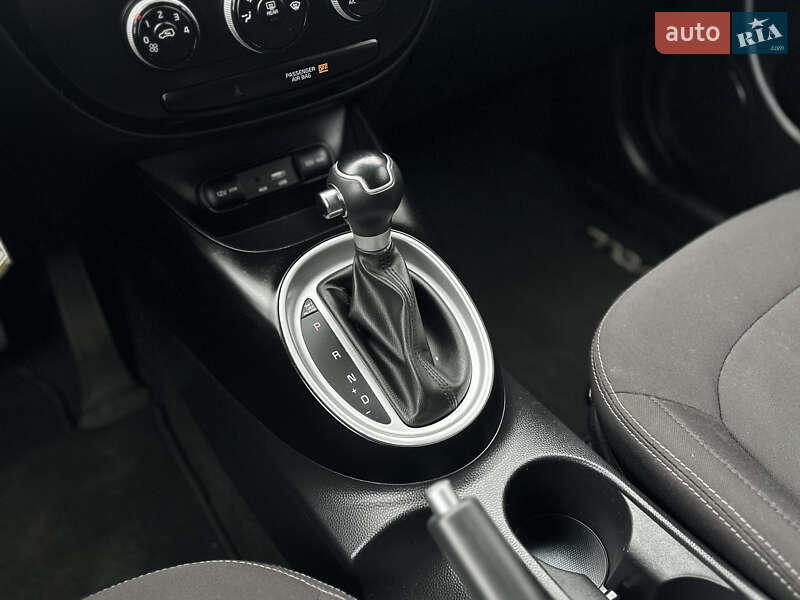 Внедорожник / Кроссовер Kia Soul 2018 в Шептицькому