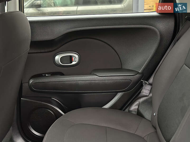 Внедорожник / Кроссовер Kia Soul 2018 в Шептицькому