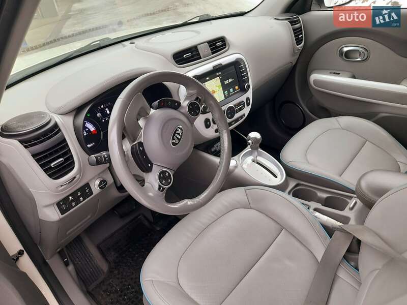 Позашляховик / Кросовер Kia Soul 2017 в Тлумачі фото 9 Позашляховик / Кросовер Kia Soul 2017 в Тлумачі