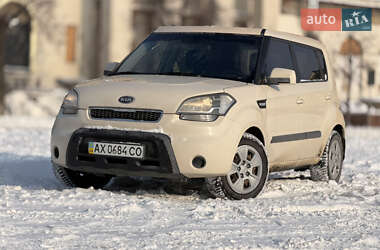 Позашляховик / Кросовер Kia Soul 2010 в Харкові
