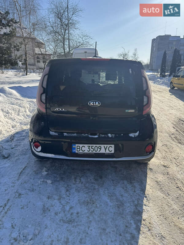 Внедорожник / Кроссовер Kia Soul 2017 в Шептицькому