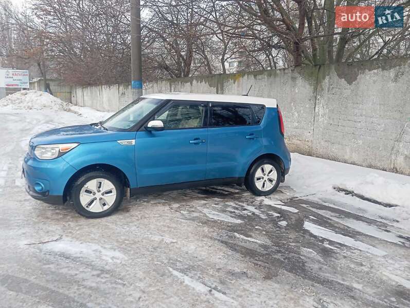 Внедорожник / Кроссовер Kia Soul 2014 в Запорожье