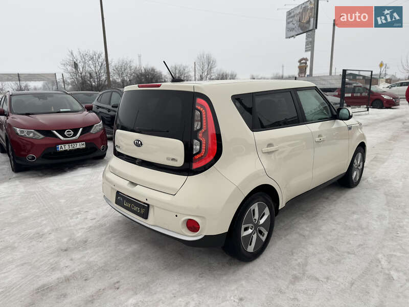 Внедорожник / Кроссовер Kia Soul 2017 в Ивано-Франковске фото 13 Внедорожник / Кроссовер Kia Soul 2017 в Ивано-Франковске