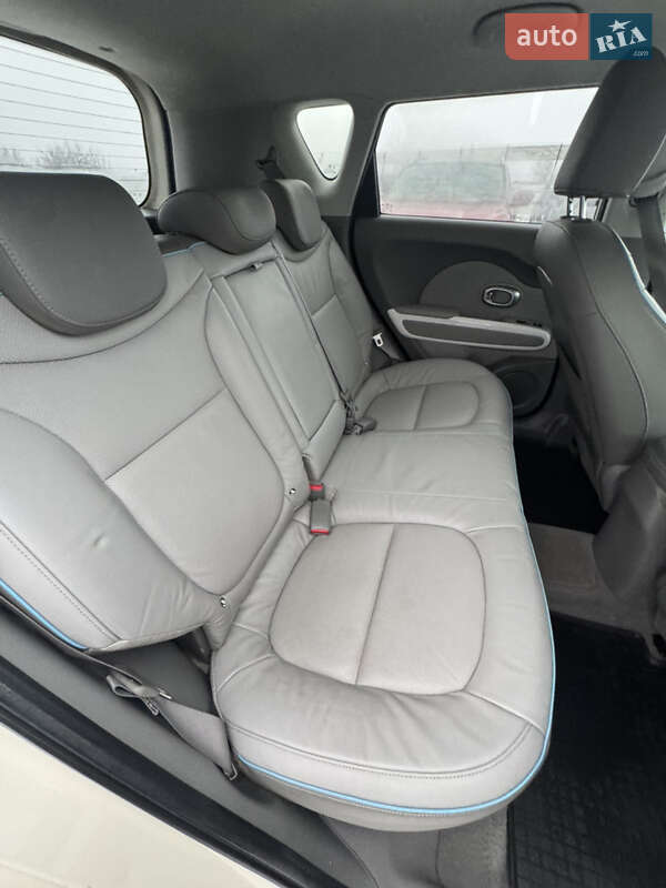 Внедорожник / Кроссовер Kia Soul 2017 в Ивано-Франковске фото 34 Внедорожник / Кроссовер Kia Soul 2017 в Ивано-Франковске