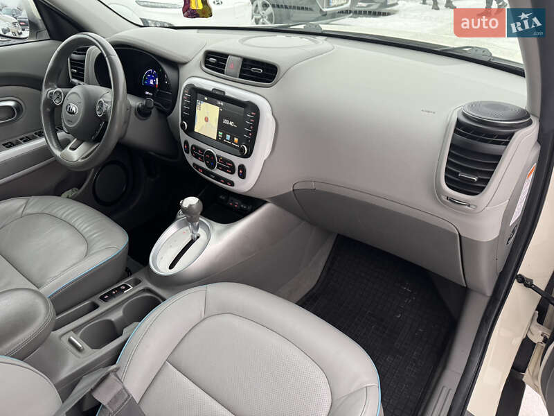 Внедорожник / Кроссовер Kia Soul 2017 в Ивано-Франковске фото 30 Внедорожник / Кроссовер Kia Soul 2017 в Ивано-Франковске