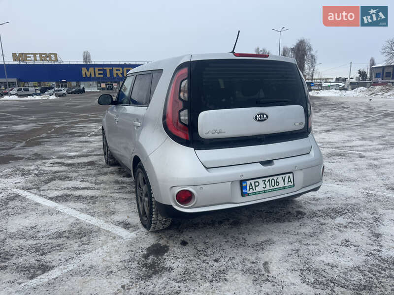 Внедорожник / Кроссовер Kia Soul 2017 в Житомире фото 6 Внедорожник / Кроссовер Kia Soul 2017 в Житомире