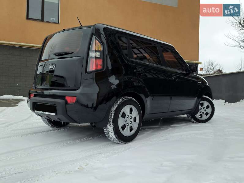 Внедорожник / Кроссовер Kia Soul 2011 в Ивано-Франковске