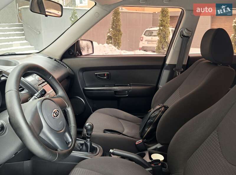 Внедорожник / Кроссовер Kia Soul 2011 в Ивано-Франковске