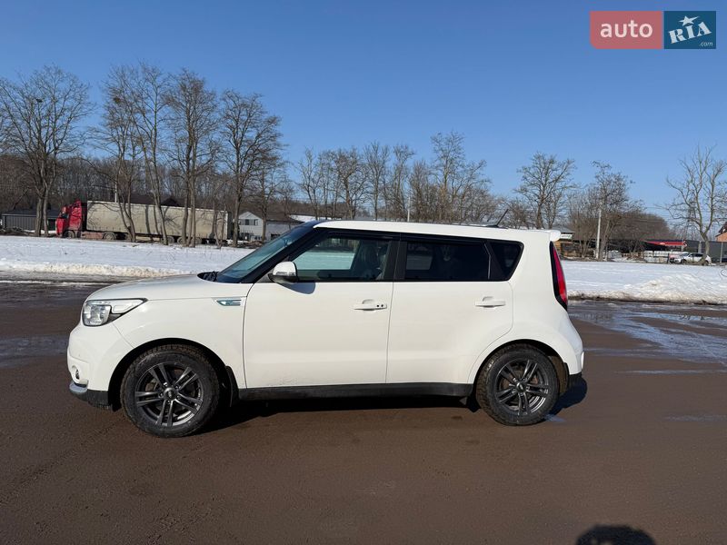 Внедорожник / Кроссовер Kia Soul 2018 в Тернополе фото 3 Внедорожник / Кроссовер Kia Soul 2018 в Тернополе