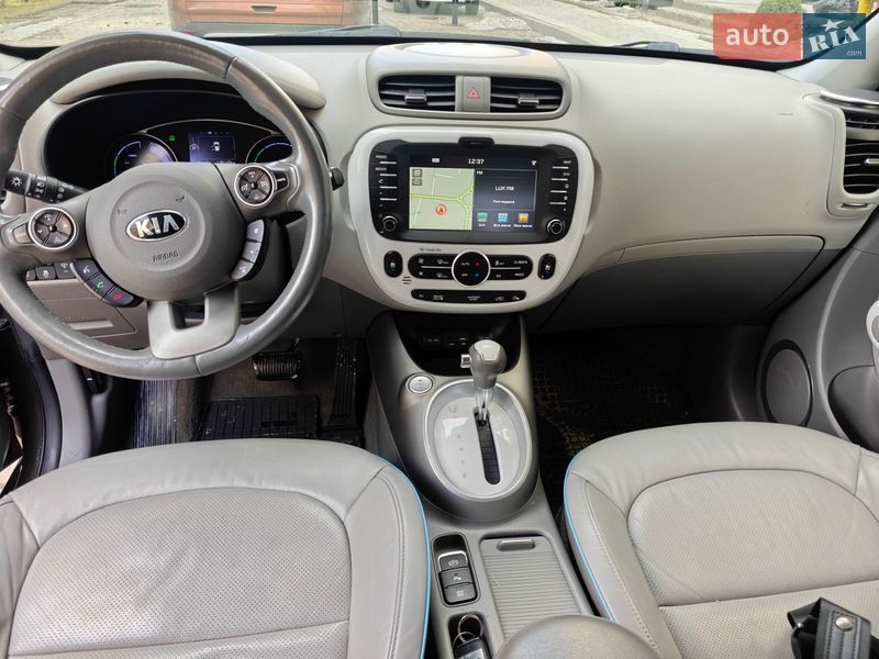 Внедорожник / Кроссовер Kia Soul 2015 в Ивано-Франковске