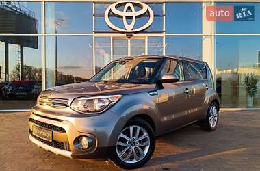 Позашляховик / Кросовер Kia Soul 2017 в Києві