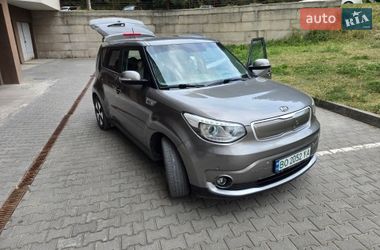 Внедорожник / Кроссовер Kia Soul 2015 в Хмельницком