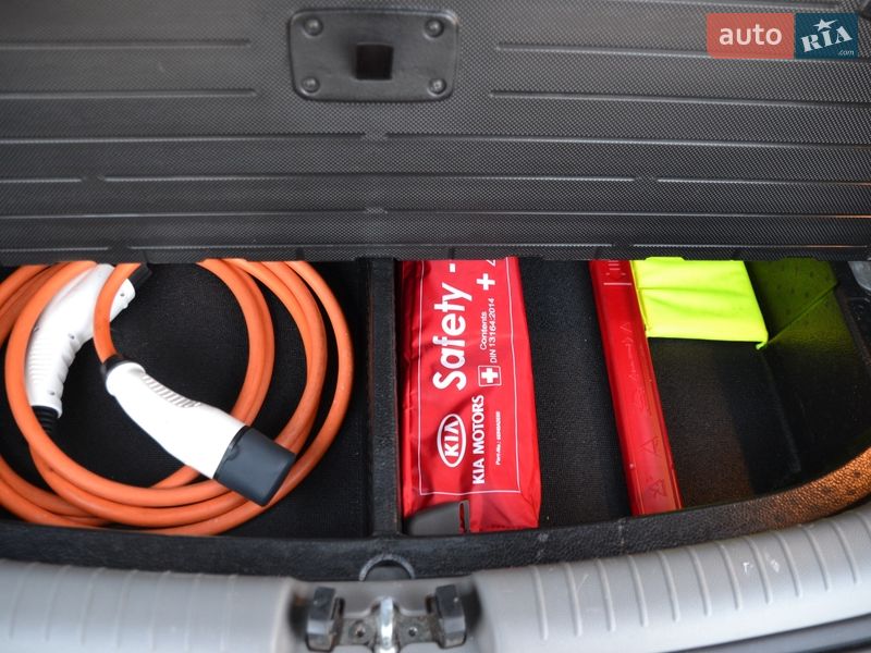 Внедорожник / Кроссовер Kia Soul 2016 в Луцке фото 29 Внедорожник / Кроссовер Kia Soul 2016 в Луцке