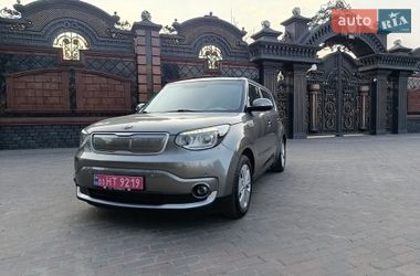 Внедорожник / Кроссовер Kia Soul 2015 в Звягеле
