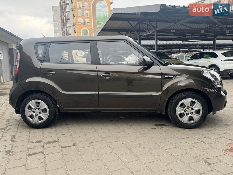 Внедорожник / Кроссовер Kia Soul 2011 в Житомире