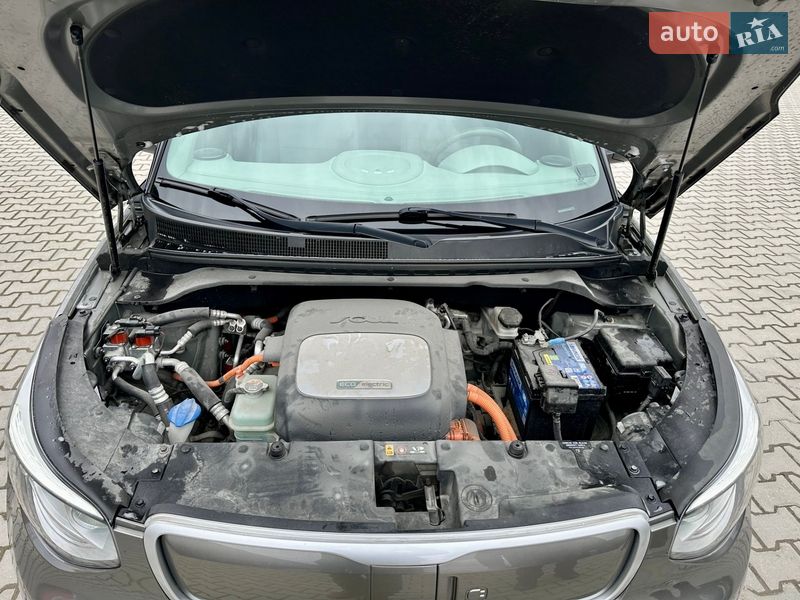 Внедорожник / Кроссовер Kia Soul 2017 в Каменец-Подольском фото 23 Внедорожник / Кроссовер Kia Soul 2017 в Каменец-Подольском