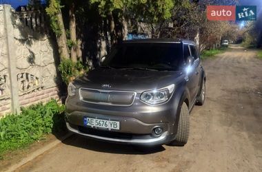 Позашляховик / Кросовер Kia Soul 2015 в Дніпрі