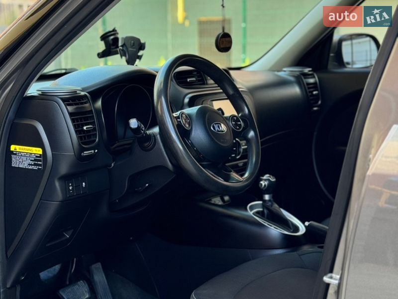 Позашляховик / Кросовер Kia Soul 2017 в Житомирі