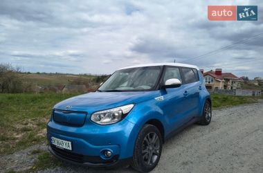 Позашляховик / Кросовер Kia Soul 2014 в Рівному