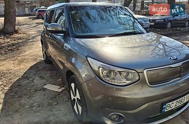 Позашляховик / Кросовер Kia Soul 2015 в Львові