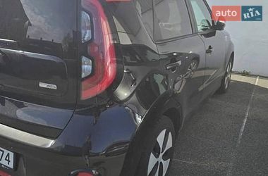 Позашляховик / Кросовер Kia Soul 2016 в Луцьку