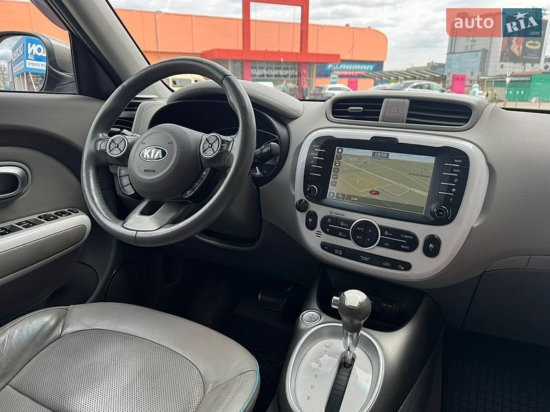 Внедорожник / Кроссовер Kia Soul 2014 в Киеве