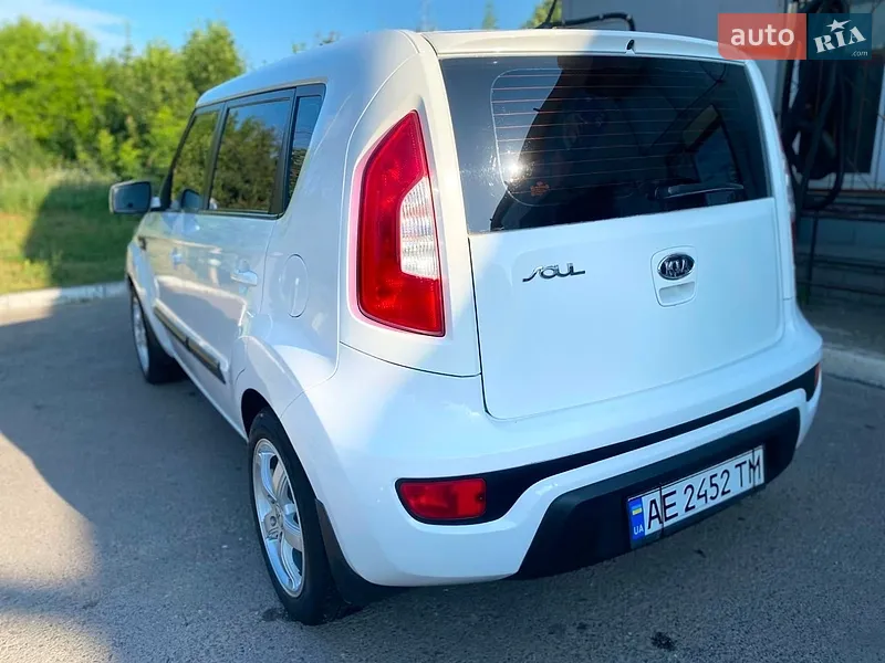 Kia Soul 2012 VIN KNAJT811AC7423788 фото оголошення 33 з 61