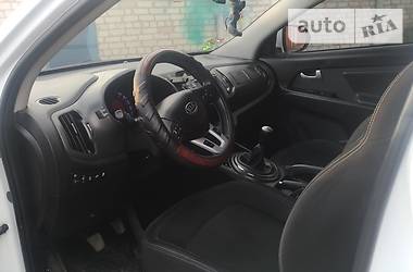 Позашляховик / Кросовер Kia Sportage 2012 в 