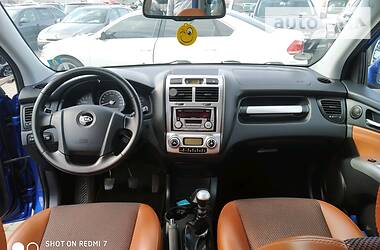 Позашляховик / Кросовер Kia Sportage 2006 в 