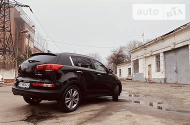 Позашляховик / Кросовер Kia Sportage 2014 в 