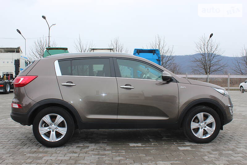 Хетчбек Kia Sportage 2014 в Хусті